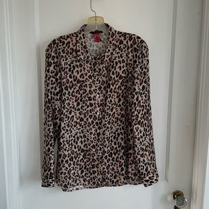 H&M leopard button down SZ 10. Great condition